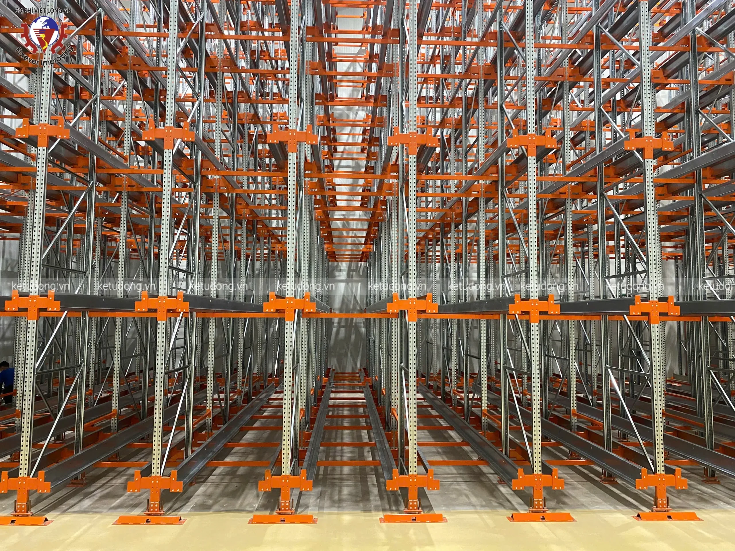 Kệ Radio Shuttle Sâu 10 Pallet